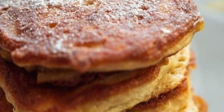 Vegan Apple Pancakes (Oladyi) – Oh My Veggies